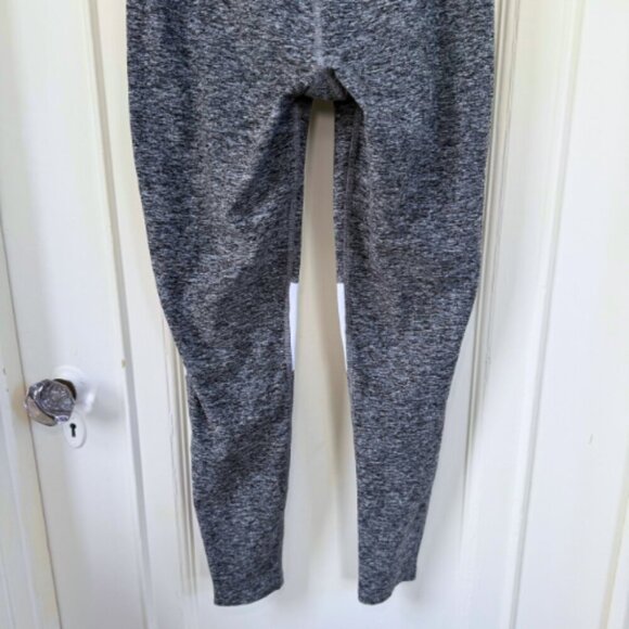 BEYOND YOGA Grey White Spacedyed Colorblock Legging Size M - Picture 8 of 14